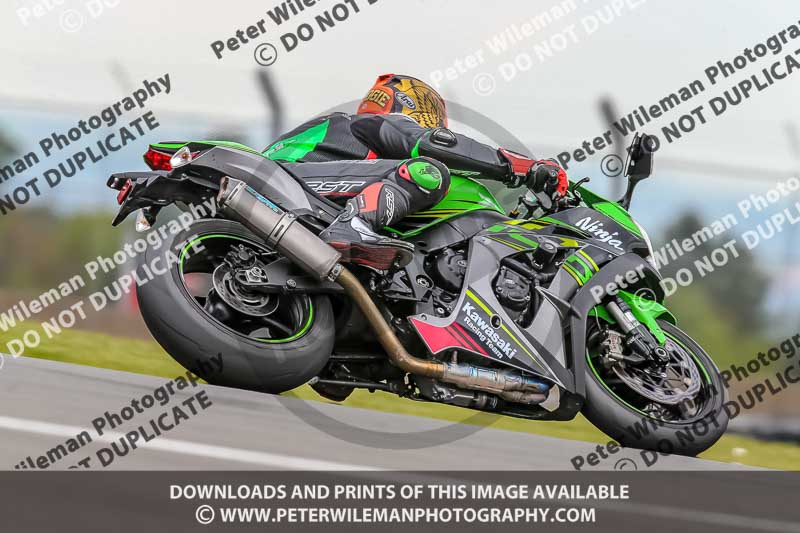 PJ Motorsport Photography;donington no limits trackday;donington park photographs;donington trackday photographs;no limits trackdays;peter wileman photography;trackday digital images;trackday photos